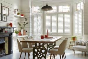 Cafe-Style-Bay-Window-89mm-Hidden-Shutters (