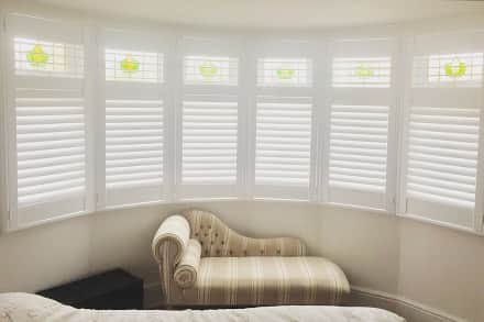 Bay windows shutters